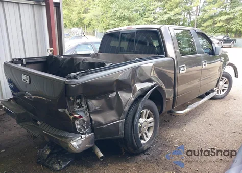 2005 Ford F-150 Lariat/Xlt из США, поврежденный, VIN 1FTPW12515KF05536